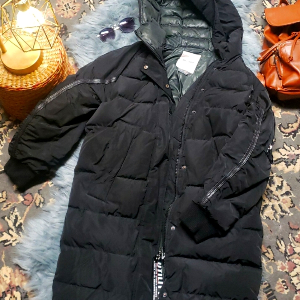 JUICY JUDY Black Puffer Coat